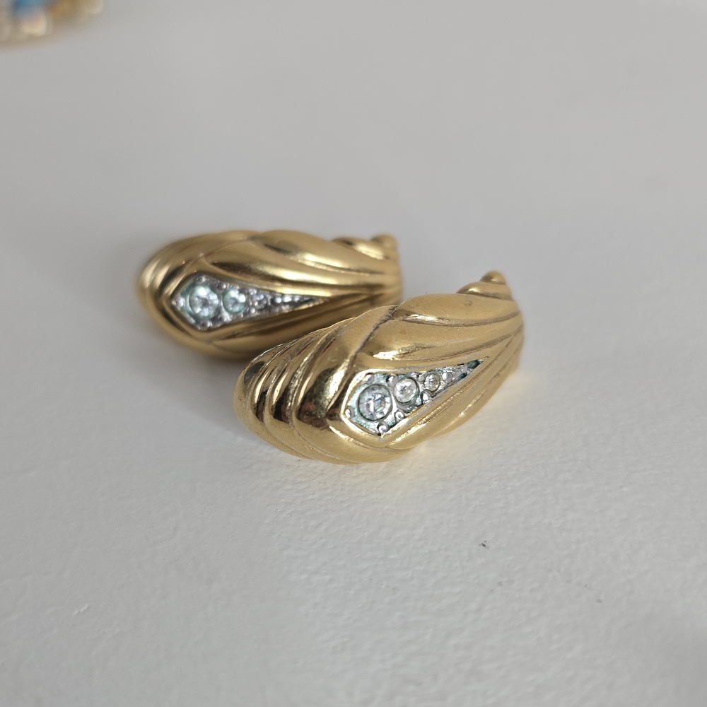 Vintage Monet Gold Tone Earrings with Rhinestones